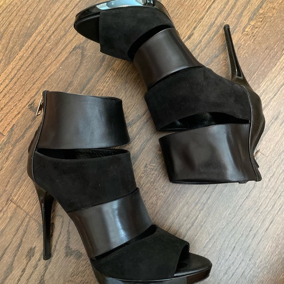 Burberry | suede and leather Heels - Picture 4 of 7